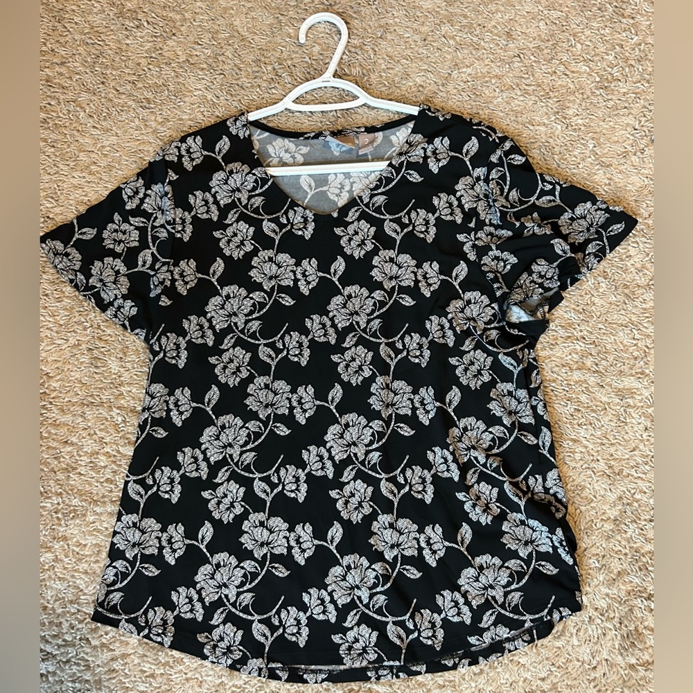 Chico’s Short Sleeve Business Casual Shirt